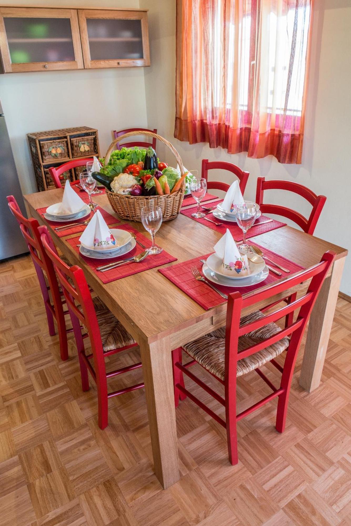 Apartments Faro & Mondo ツリクヴェニツァ 部屋 写真